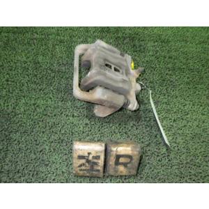 ステップワゴン UA-RF7 左リアキャリパー