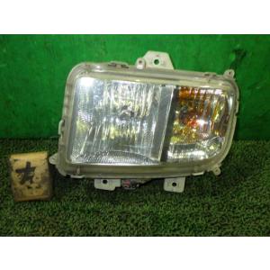 ムーヴ DBA-L175S 左フォグランプ  スタンレー P6778