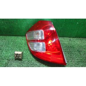 フィット DBA-GE6 左テールランプ STANLEY P7030 33550-TF0-003 中...