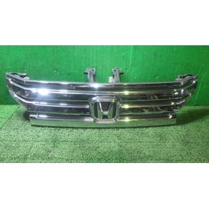 ステップワゴン DBA-RK5 ラジエータグリル   71121-SZW-J01 中古