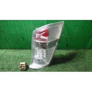 ステップワゴン DBA-RK5 右テールランプ STANLEY P8896 33500-SZW-J0...