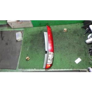 ストリーム DBA-RN6 右テールランプ ICHIKO D038 中古