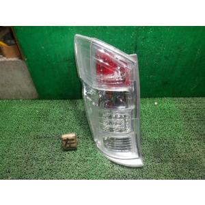 ステップワゴン DBA-RK5 左テールランプ STANLEY P8896 33550-SZW-J0...