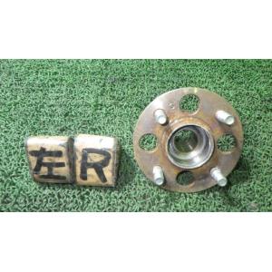 フィット LA-GD1 リアハブ   42200-SAA-003 中古