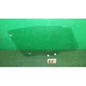 フィット DAA-GP1 右フロントドアガラス   73300-TF0-Y00 中古