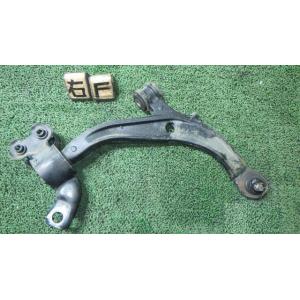 ストリーム DBA-RN6 右フロントロアアーム   51350-SMA-904 中古