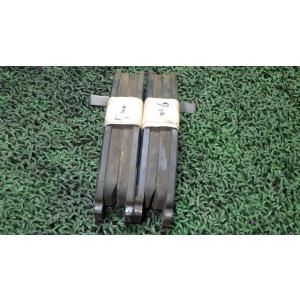 ストリーム DBA-RN6 フロントブレーキパット   45022-SMA-000 中古