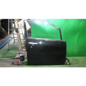 ムーヴ DBA-LA100S 右フロントドア X07   67001-B2311 中古