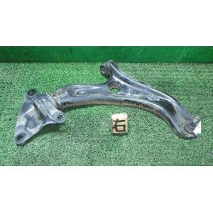 フリード DBA-GB3 右フロントロアアーム   51350-SYY-010 中古