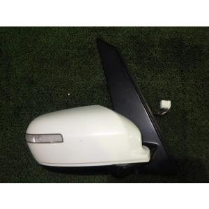 エリシオン DBA-RR1 右サイドミラー NH683P  中古