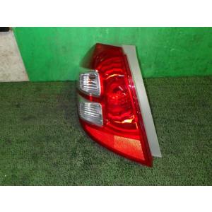 フィット DBA-GE6 左テールランプ STANLEY P7030 中古