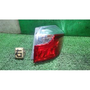 シャトル DAA-GP7 右テールランプ STANLEY W2502 33500-TD4-J01 中...