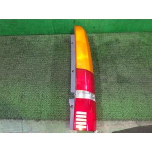 ステップワゴン LA-RF3 右テールランプ  スタンレー P1442