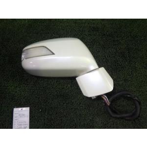 ステップワゴン DBA-RG1 右サイドミラー NH624P