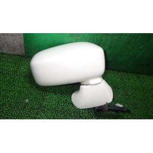 ストリーム LA-RN1 右サイドミラー NH624P   76200-S7A-J11ZF 中古