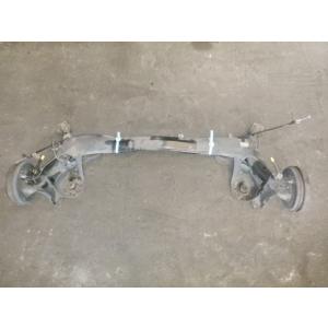 インサイト DAA-ZE2 リアアクスルホーシングASSY   42100-TM8-030 中古