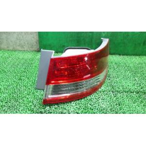 エリシオン DBA-RR3 右テールランプ STANLEY  33501-SJK-003 中古