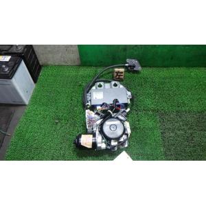 エリシオン DBA-RR3 左パワースライドドアモーター   72051-SJK-J21 中古