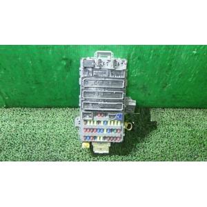 ステップワゴン DBA-RK1 ヒューズボックス   38200-SZW-J32 中古