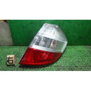 フィット DBA-GE8 右テールランプ STANLEY P7612 33500-TF0-J01 中...