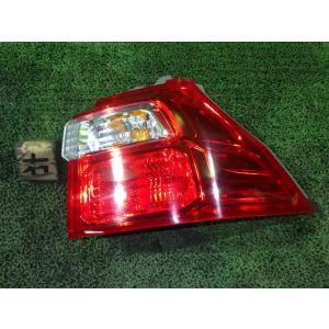 ステップワゴン DBA-RG1 右テールランプ NH731P スタンレー 8026