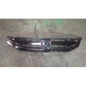 ステップワゴン DBA-RG1 ラジエータグリル   71121-SLJ-C01 中古