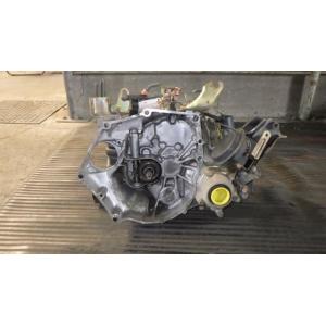 アクティ UE-HA7 マニュアルミッションASSY    中古