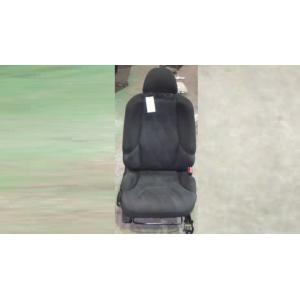 フィット DBA-GE6 ドライバーシート   81127-TF0-J21ZB 中古