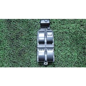 プレオ DBA-L275F パワーウインドウスイッチ   84820-B2230 中古