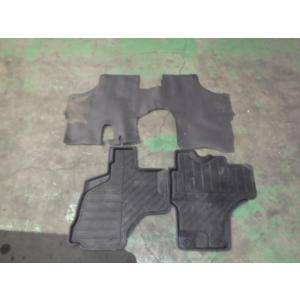 アクティ EBD-HA9 フロアマットセット  中古