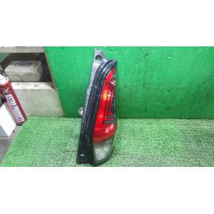 デイズ 5AA-B44W 右テールランプ ICHIKOH D231  中古