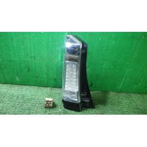 Ｎ−ＢＯＸ DBA-JF1 左テールランプ ICHIKOH D106 33551-TY0-901 中...