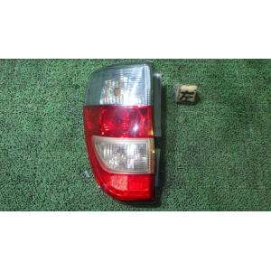 ゼスト DBA-JE1 左テールランプ STANLEY P6223 33551-SYA-901 中古