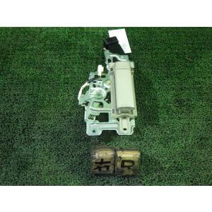 デリカＤ5 DBA-CV5W 右リアドアロックソレノイド F15