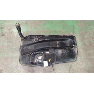 アクティストリート V-HH4 フューエルタンク   17500-SJ8-050 中古