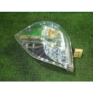 フィットシャトル DAA-GP2 左テールランプ NH700M スタンレー