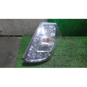 フィットシャトル DAA-GP2 右テールランプ STANLEY W0020 33500-TF7-J...