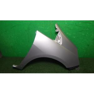 フィットシャトル DAA-GP2 右フロントフェンダー NH700M   60211-TK6-A00...