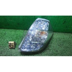 フィットシャトル DAA-GP2 右テールランプ STANLEY W0020 33500-TF7-J...