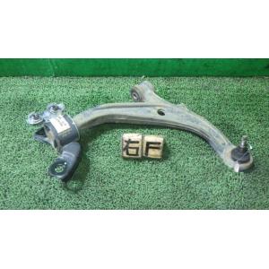 ストリーム DBA-RN6 右フロントロアアーム   51350-SMA-905 中古