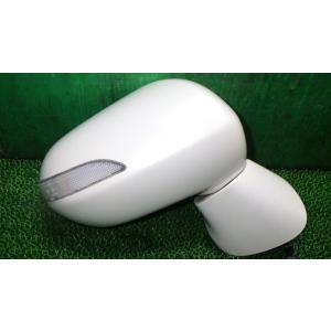 ストリーム DBA-RN6 右サイドミラー NH624P   76200-SMA-J32ZD 中古