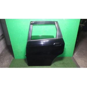 フィットシャトル DAA-GP2 左リアドア NH731P   67550-TF2-J00ZZ 中古