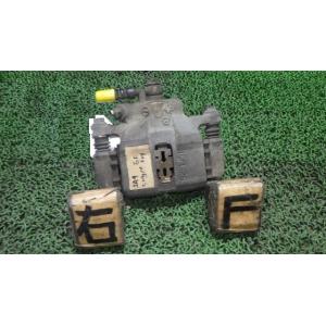 ライフ E-JA4 右フロントキャリパー   45018-ST5-003 中古