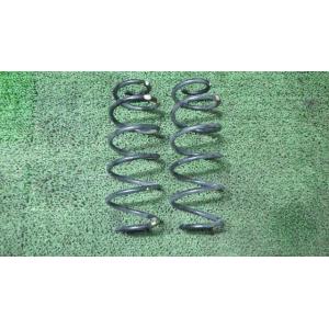 Ｎ−ＢＯＸ 6BA-JF3 リアスプリングセット   52441-TTA-J12 中古