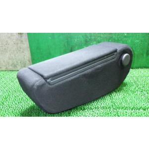 ルークス DBA-ML21S アームレスト   87700-4A03E 中古