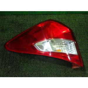 トレジア DBA-NCP120X 左テールランプ 209 コイト 52-227