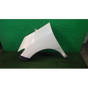 エスティマ DAA-AHR20W 左フロントフェンダー 070   53812-28091 中古