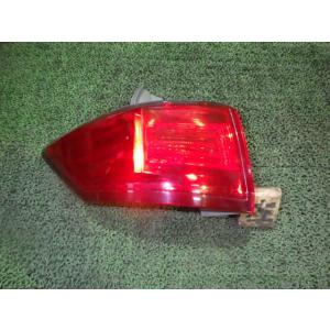 エルグランド DBA-TE52 左テールランプ QAB スタンレー