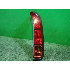 ストリーム CBA-RN1 右テールランプ NH624P スタンレー P3919