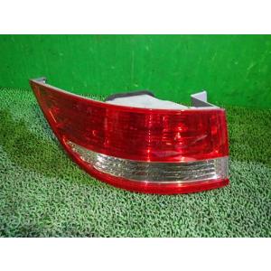 エリシオン DBA-RR1 左テールランプ NH700M スタンレー P4149